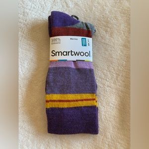 NWT Women’s Merino Smartwool Size L socks.